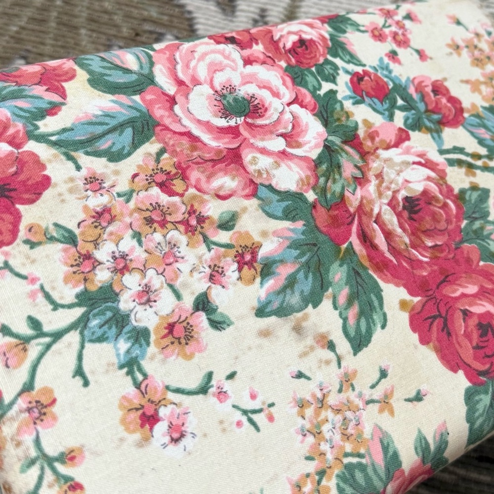 Vintage Jewelry Box Travel Hard Sided Hard Shell Pink Floral Fabric Case - Picture 7 of 8
